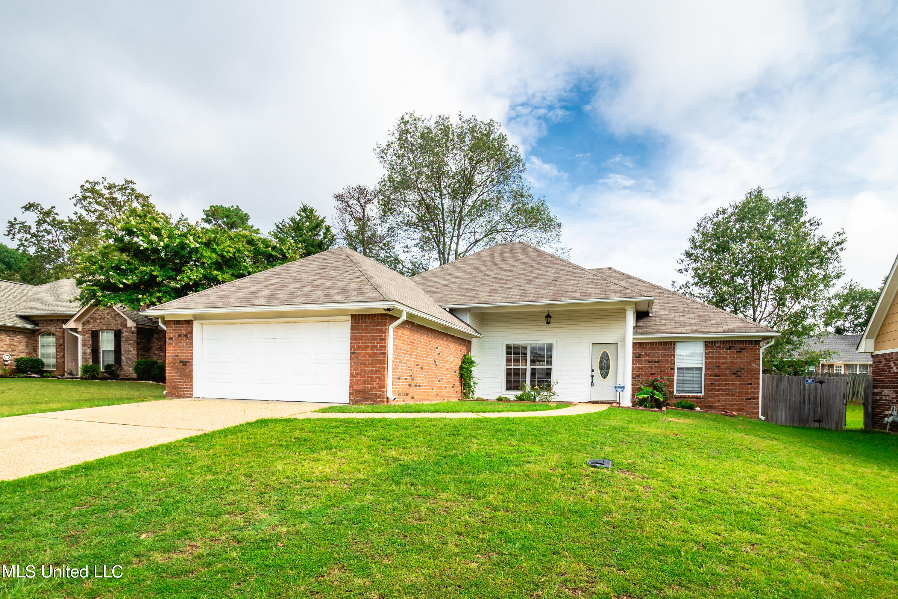 379 Kings Ridge Circle Brandon, MS 39047 - Photo 1 of 25 Welcome to 379 Kings Ridge Circle
