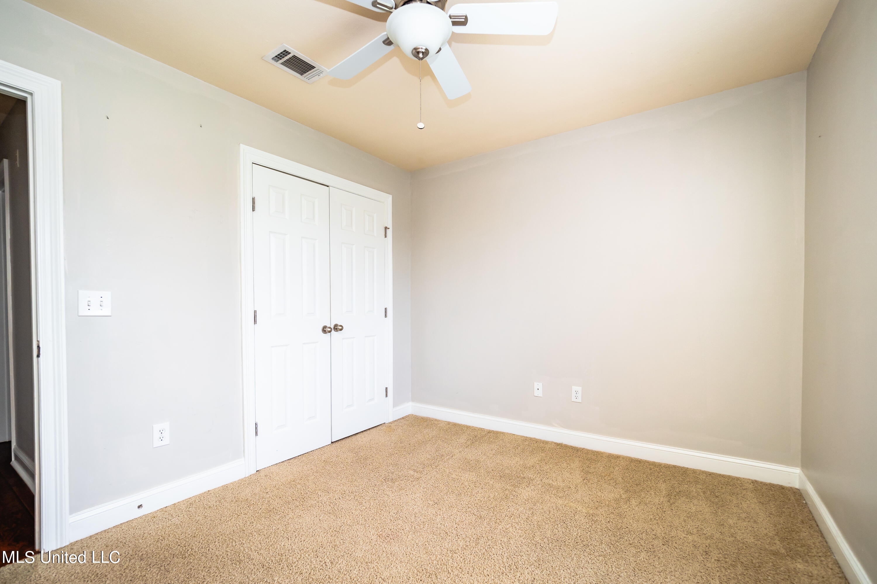 379 Kings Ridge Circle Brandon, MS 39047 - Photo 21 of 25 Split plan, bedroom #2