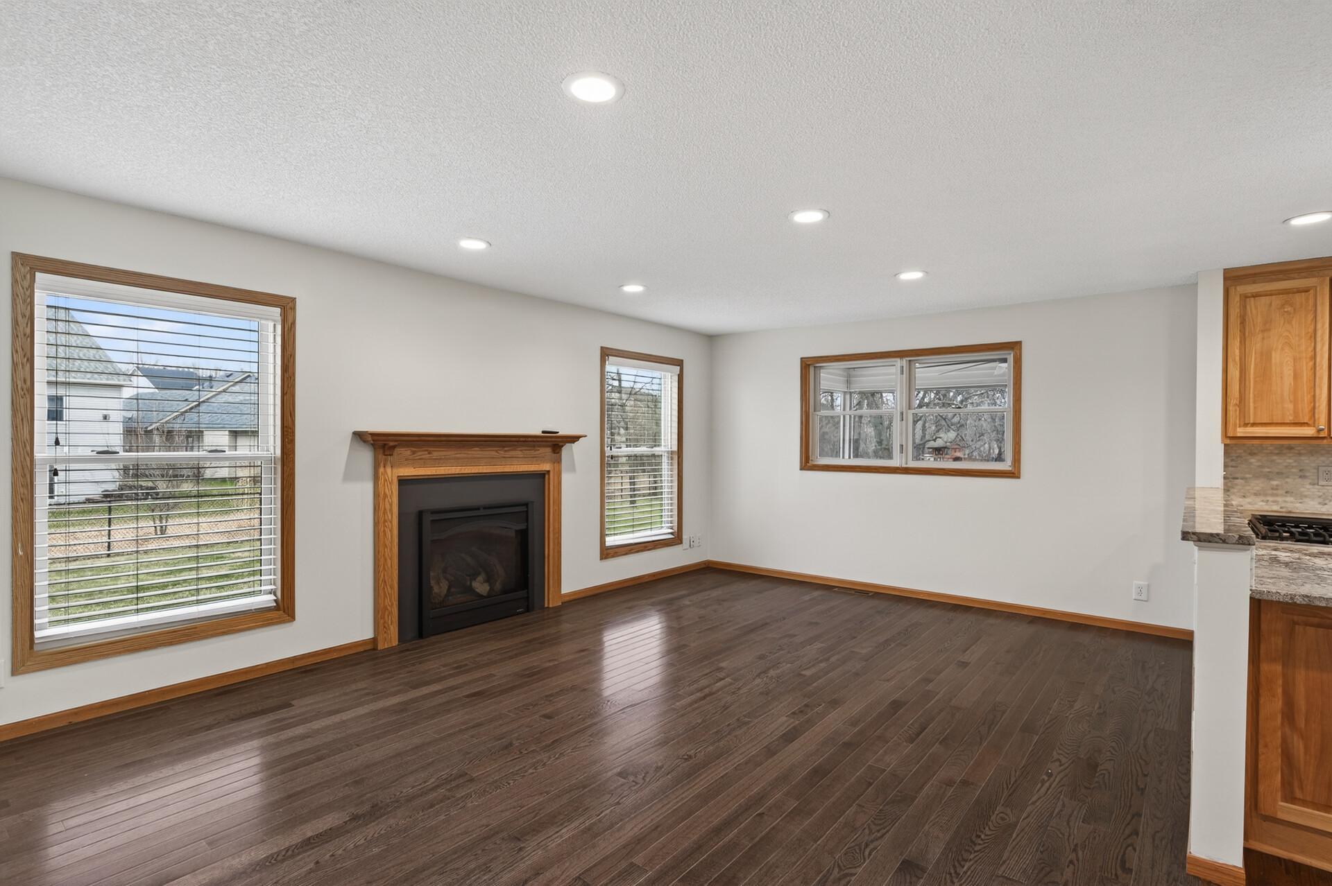 8057 Garfield Street Northeast Spring Lake Park, MN 55432 - Photo 11 of 39
