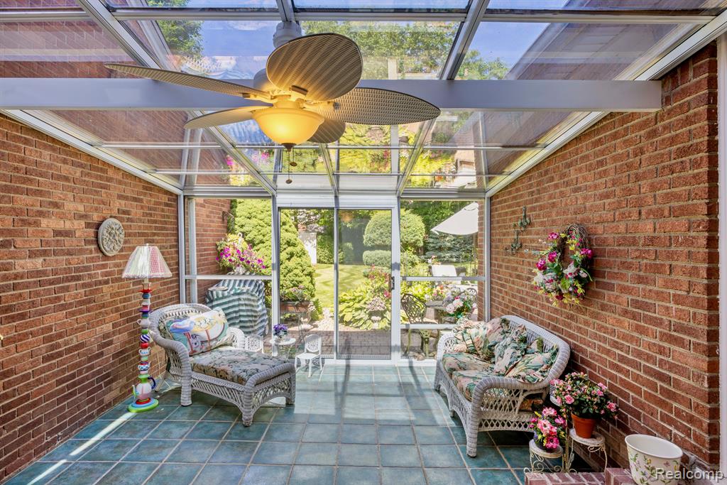 1020 Yorkshire Road Grosse Pointe Park, MI 48230 - Photo 16 of 83
