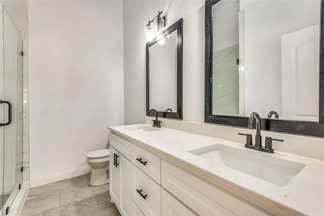 $2,299 | 1563 Milam Street, Fort Worth, TX 76112