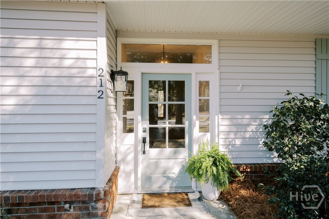 212 Dobson Road Savannah, GA 31410 - Photo 3 of 35 Gallery Image 3