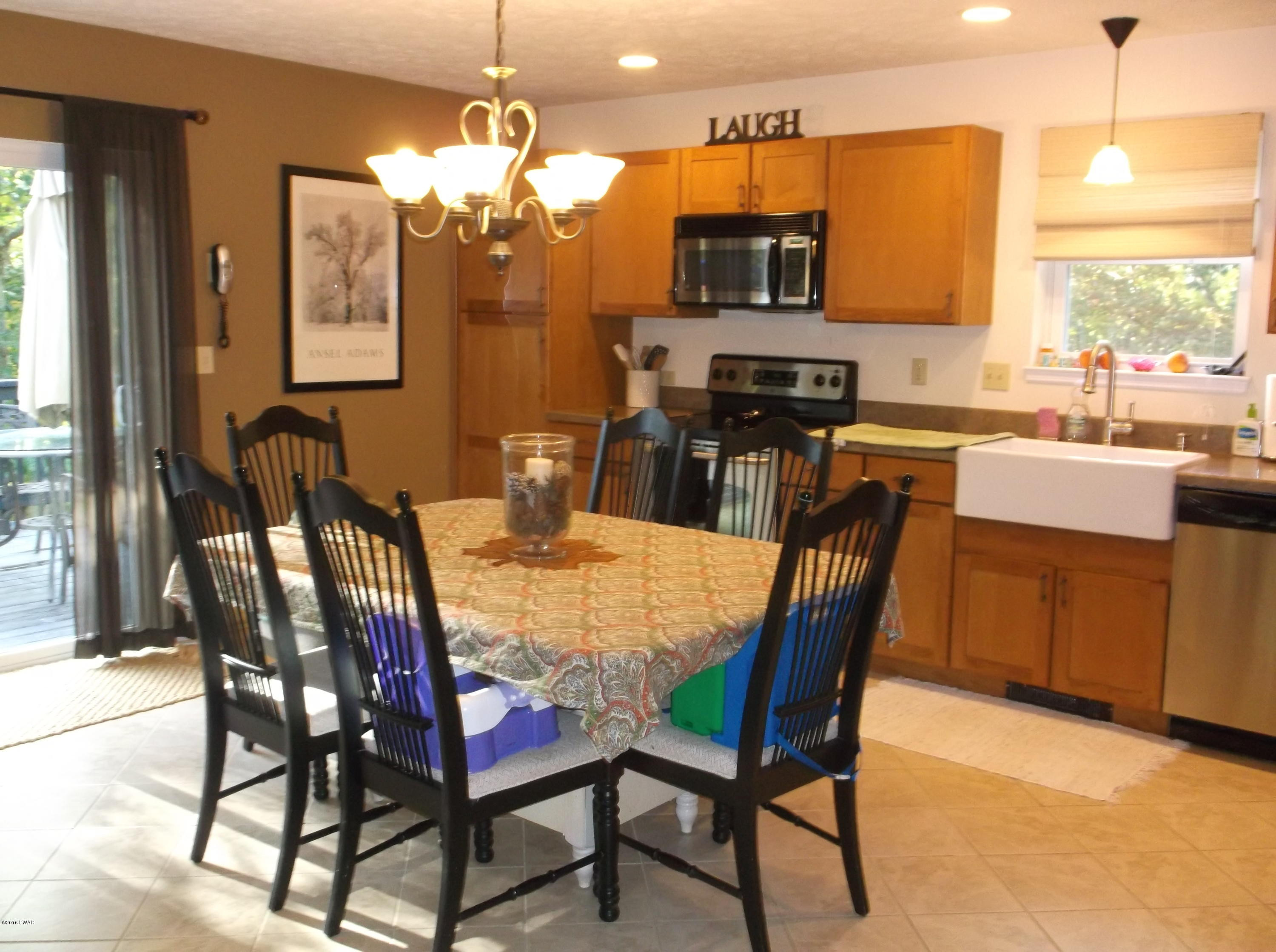149 Ridge View Road Greeley, PA 18425 - Photo 4 of 19