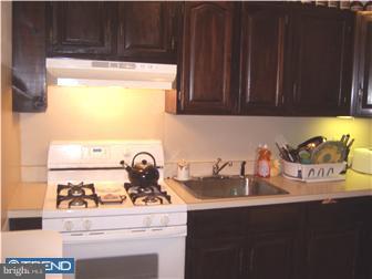 5530 Addison Street Philadelphia, PA 19143 - Photo 5 of 12 Kitchen
