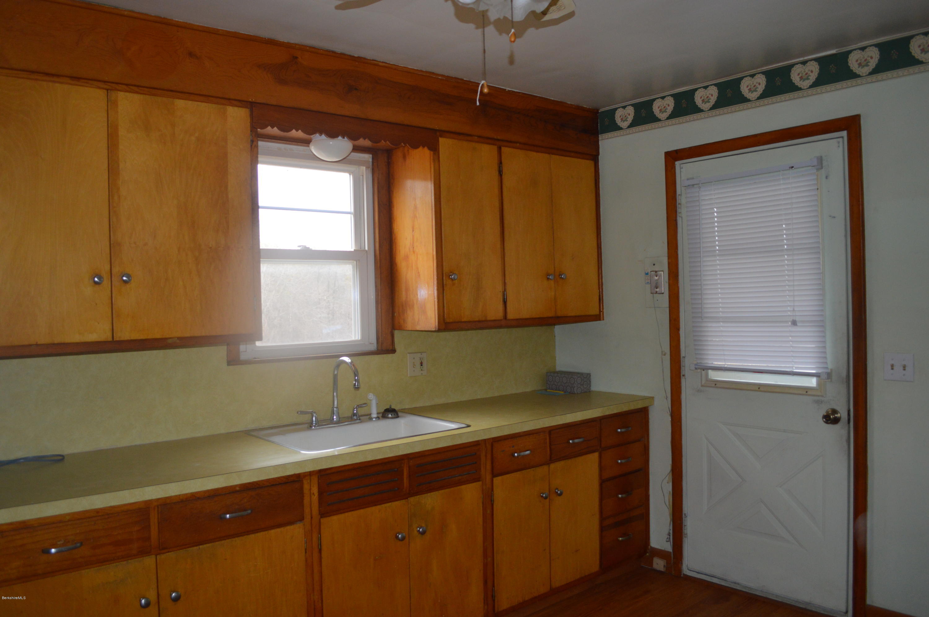 54 Holmes Road Lenox, MA 01240 - Photo 4 of 14 kitchen