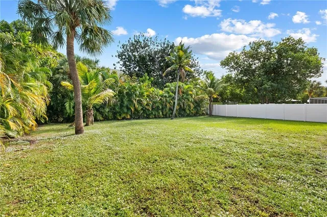 a view of an outdoor space and a yard