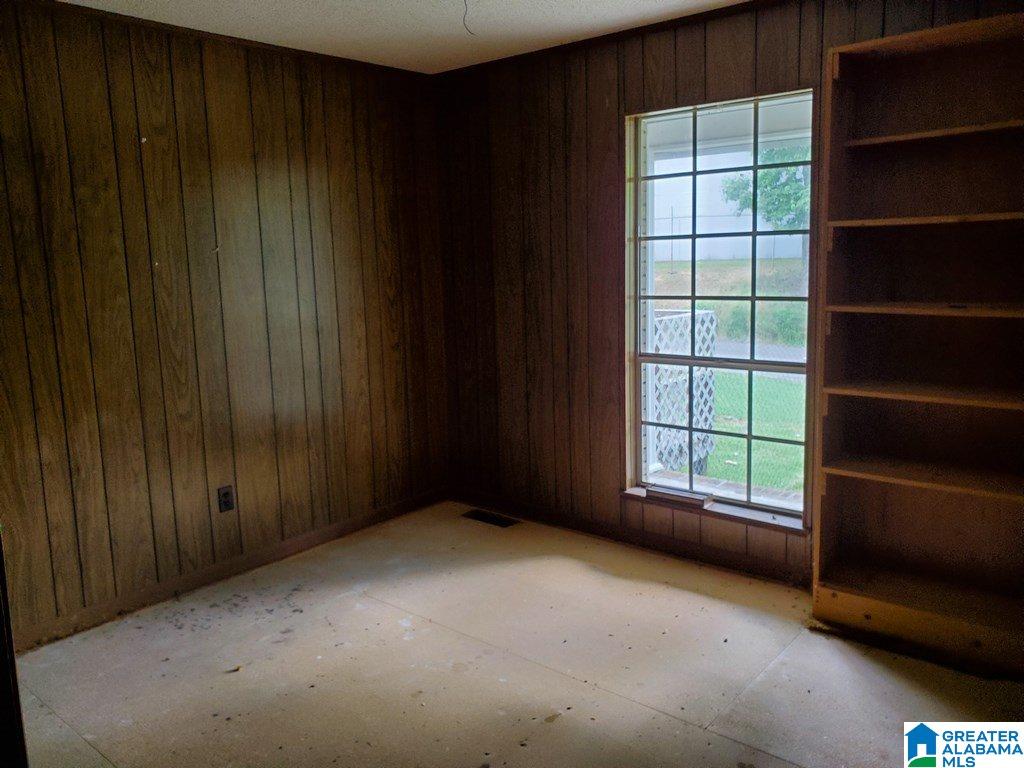 421 Clark Mountain Road East Bessemer, AL 35023 - Photo 11 of 22