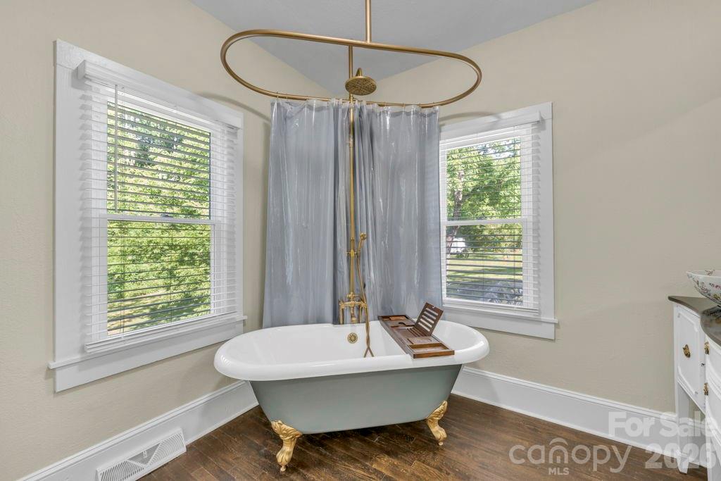 1415 Roan Road Spruce Pine, NC 28777 - Photo 24 of 42