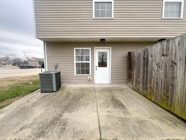 $1,050 | 785 Cherrybark Lane, Unit A, Clarksville, TN 37040