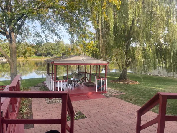 $399,900 | 331 East Water Street, Kankakee, IL 60901