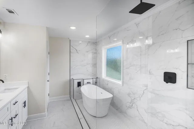 $579,000 | 378 Howard Avenue, Biloxi, MS 39530