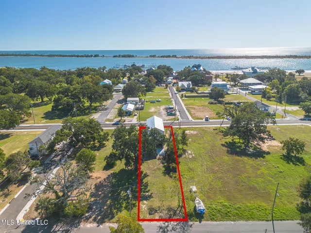 $579,000 | 378 Howard Avenue, Biloxi, MS 39530