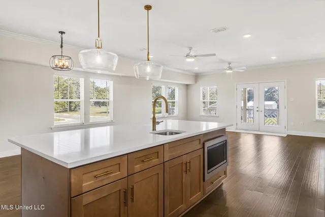 $579,000 | 378 Howard Avenue, Biloxi, MS 39530