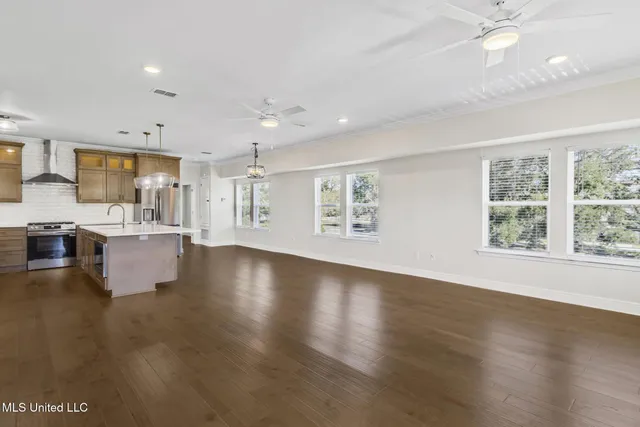 $579,000 | 378 Howard Avenue, Biloxi, MS 39530