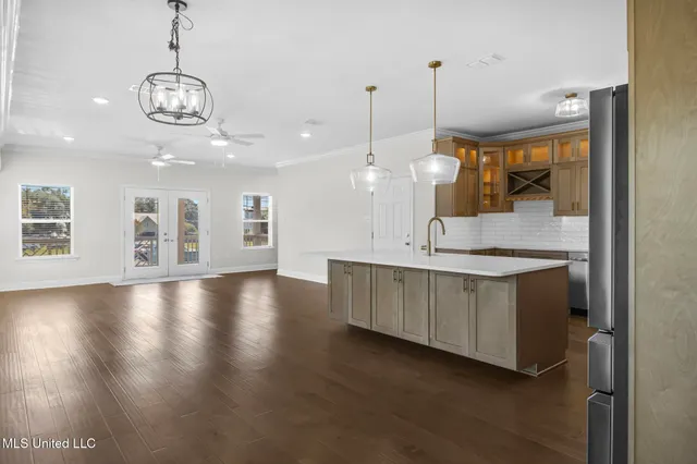 $579,000 | 378 Howard Avenue, Biloxi, MS 39530