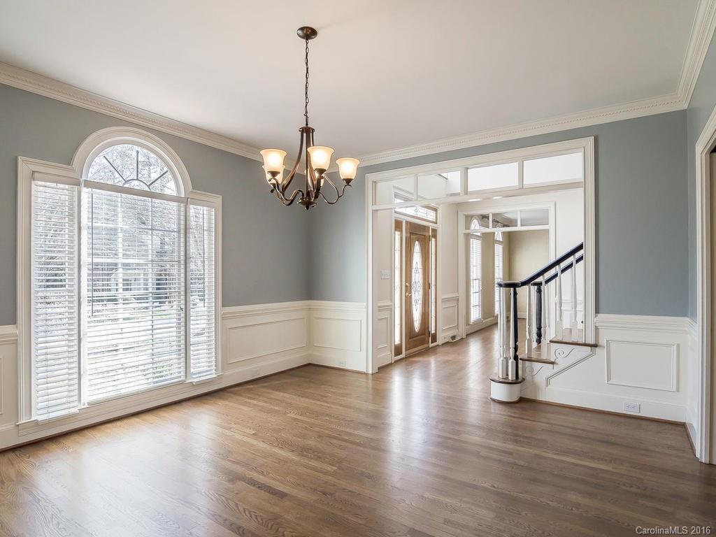 4800 Nora's Path Road Charlotte, NC 28226 - Photo 2 of 24