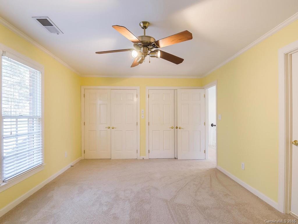 4800 Nora's Path Road Charlotte, NC 28226 - Photo 13 of 24