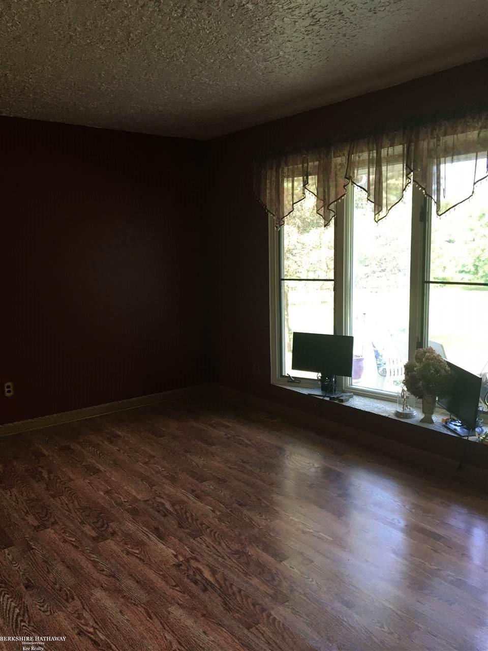 2280 Jossman Road Holly, MI 48442 - Photo 12 of 31 50020658-11.JPG