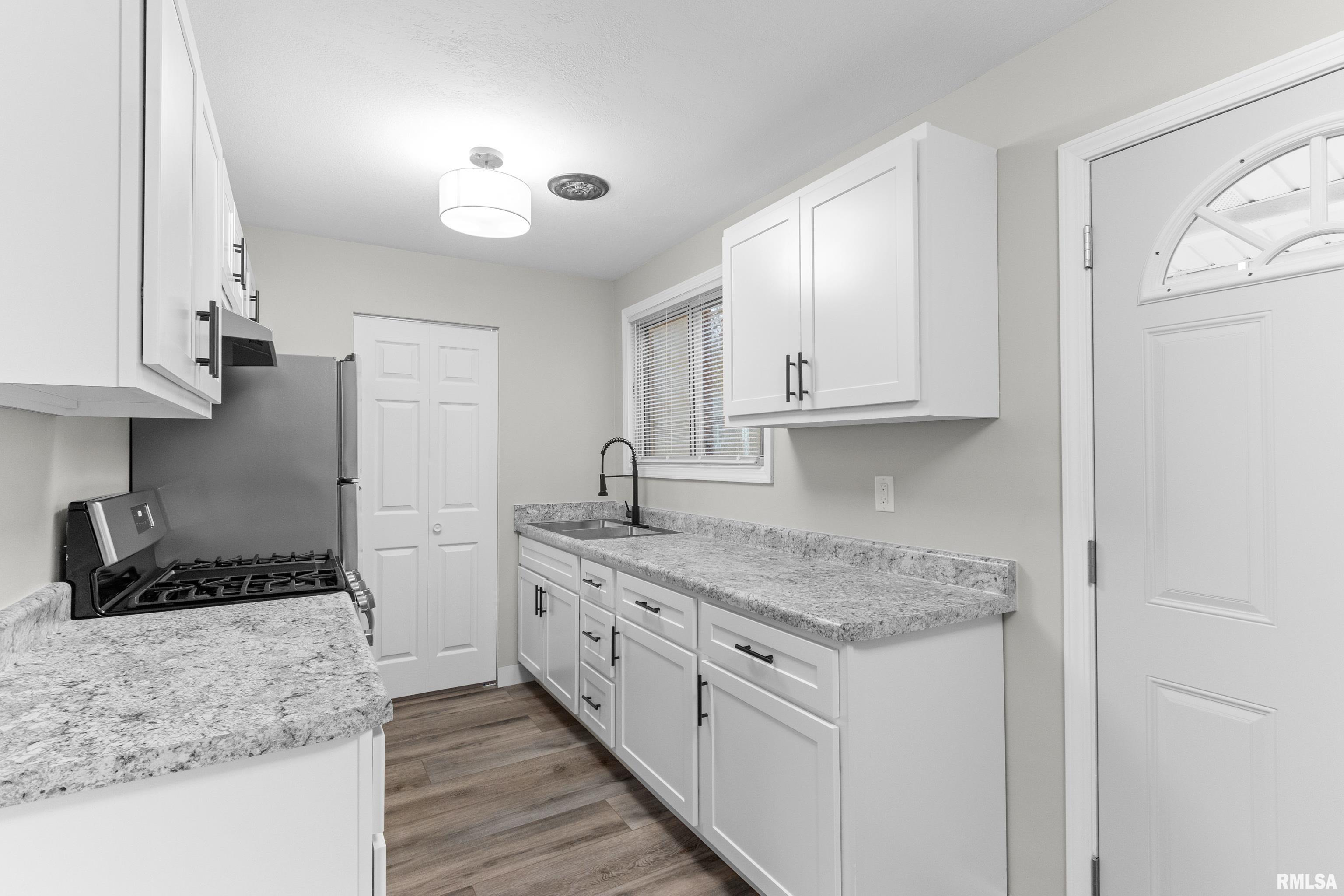 115 Craig Road Marquette Heights, IL 61554 - Photo 3 of 20 Gallery Image 3