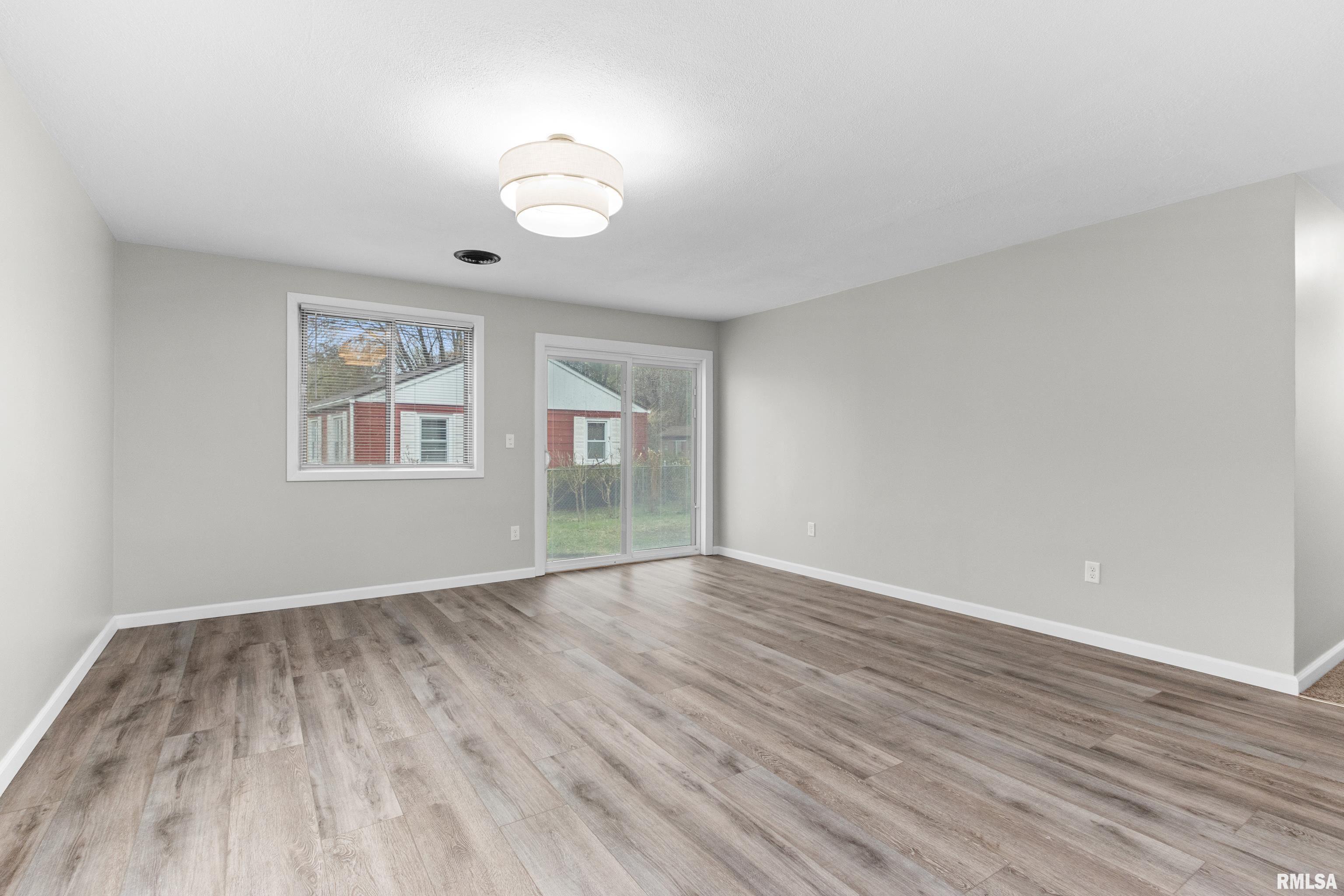 115 Craig Road Marquette Heights, IL 61554 - Photo 6 of 20 Gallery Image 6
