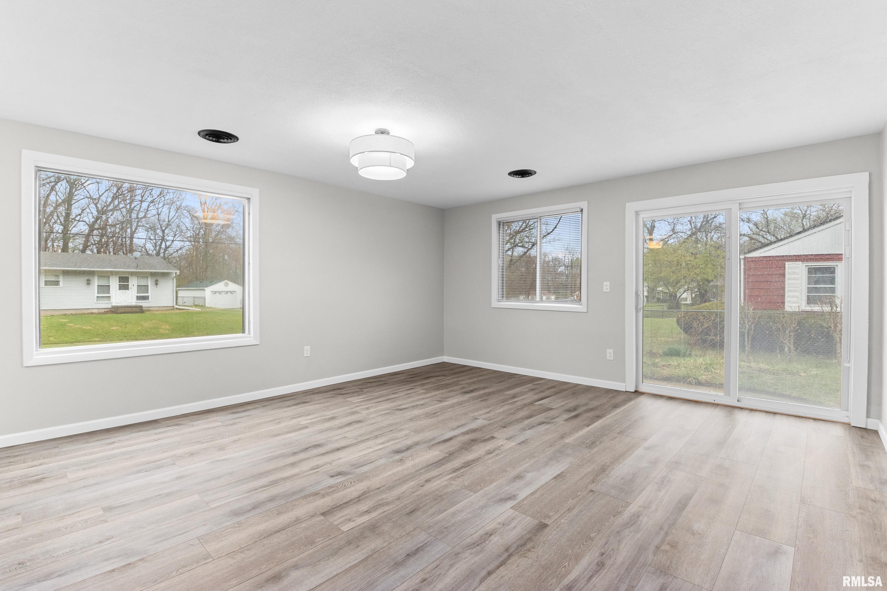 115 Craig Road Marquette Heights, IL 61554 - Photo 7 of 20 Gallery Image 7