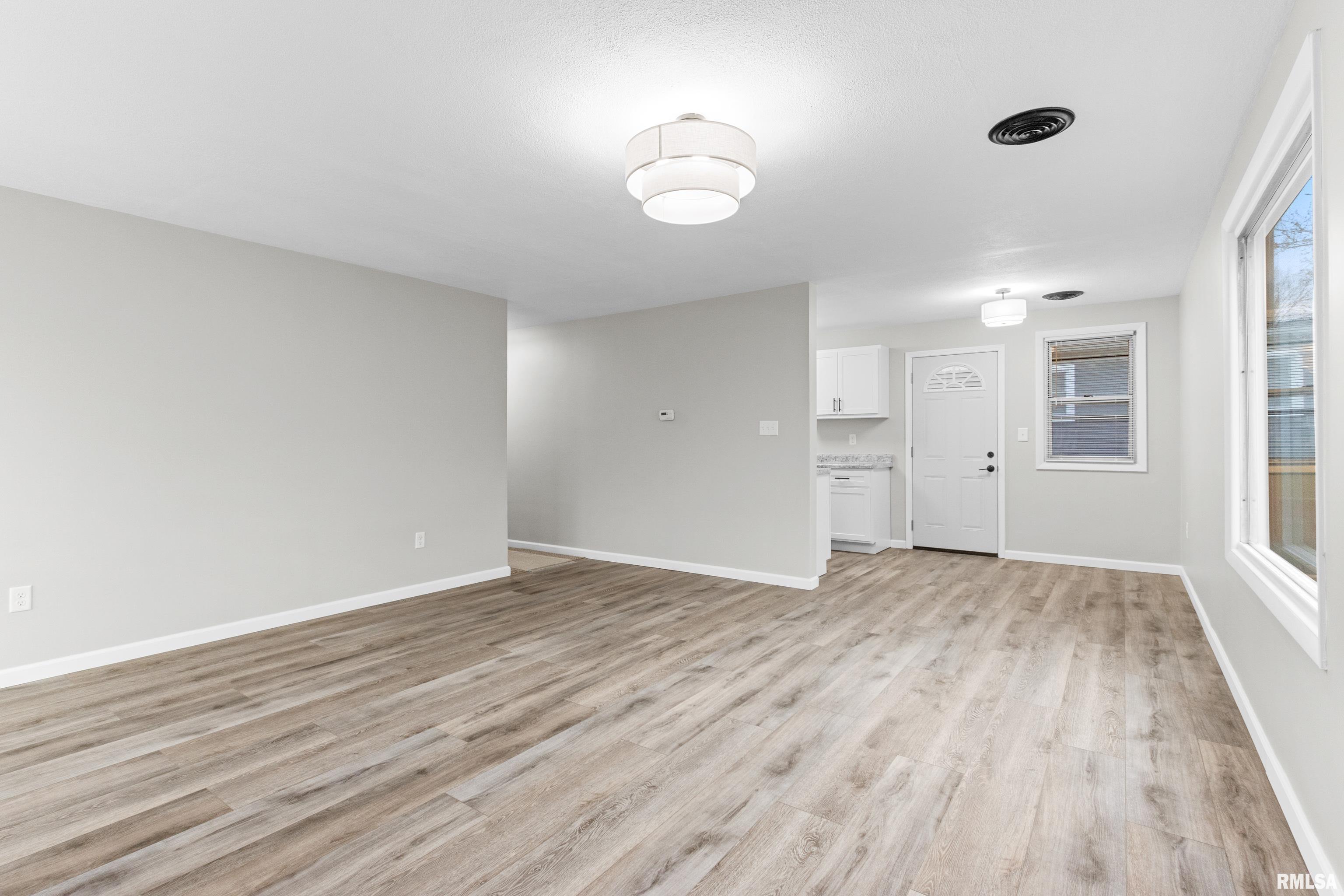 115 Craig Road Marquette Heights, IL 61554 - Photo 9 of 20 Gallery Image 9