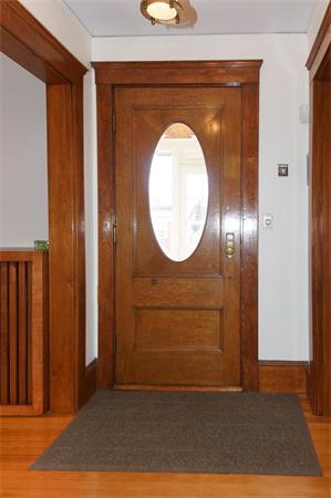 26 Jackson Road Medford, MA 02155 - Photo 8 of 25 an entryway view