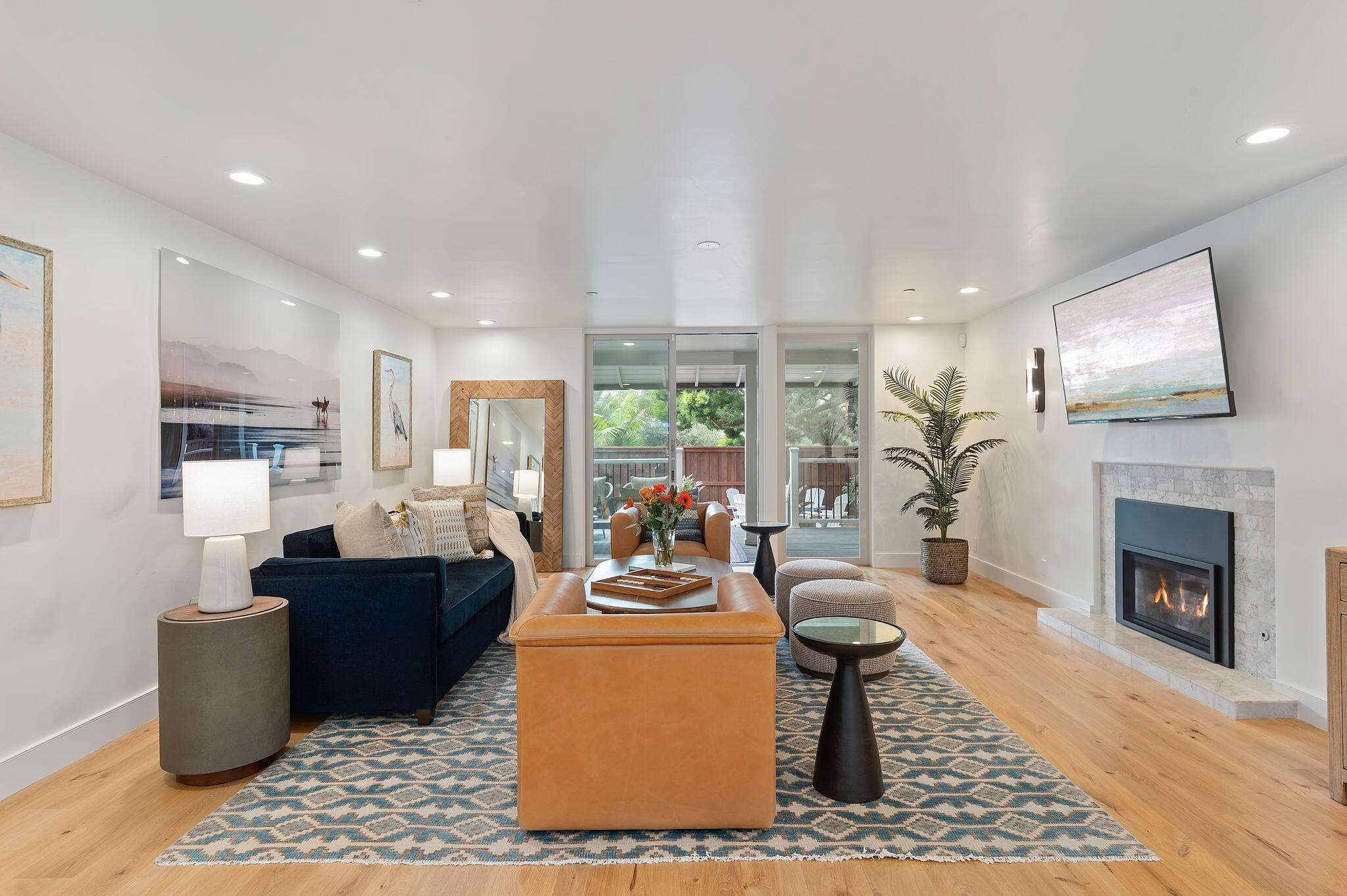 1126 Hill Road Montecito, CA 93108 - Photo 3 of 43 5-web-or-mls-05 - Living Room (7)