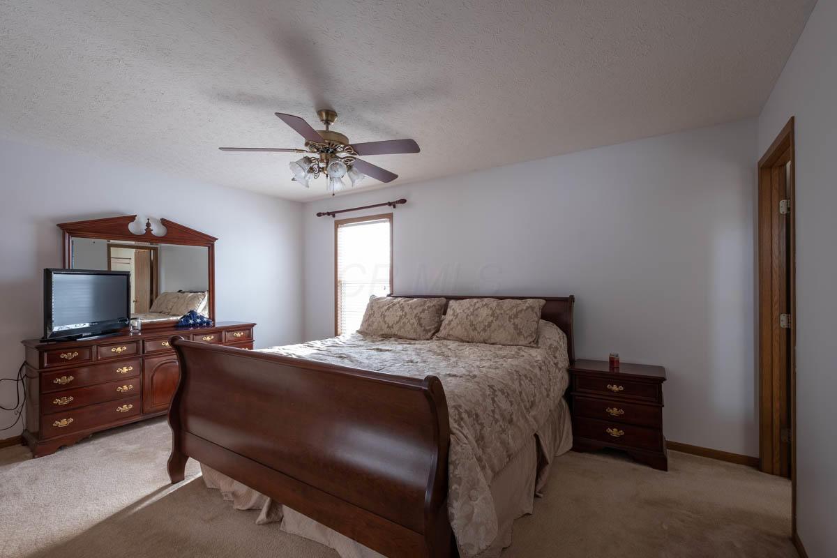 4075 Fosnaugh School Road Southwest Circleville, OH 43113 - Photo 13 of 28 Gallery Image 13
