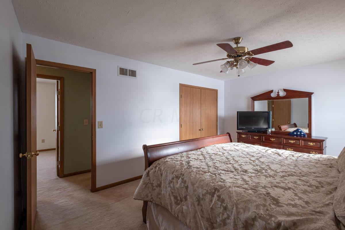 4075 Fosnaugh School Road Southwest Circleville, OH 43113 - Photo 16 of 28 Gallery Image 16