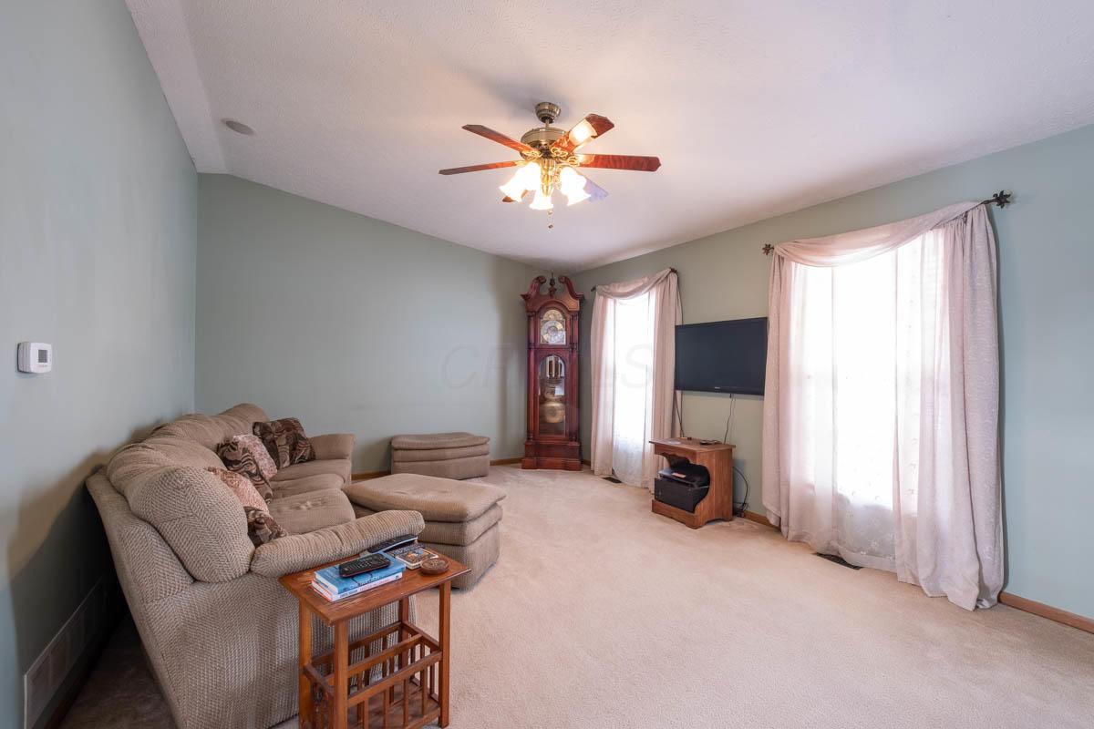 4075 Fosnaugh School Road Southwest Circleville, OH 43113 - Photo 8 of 28 Gallery Image 8