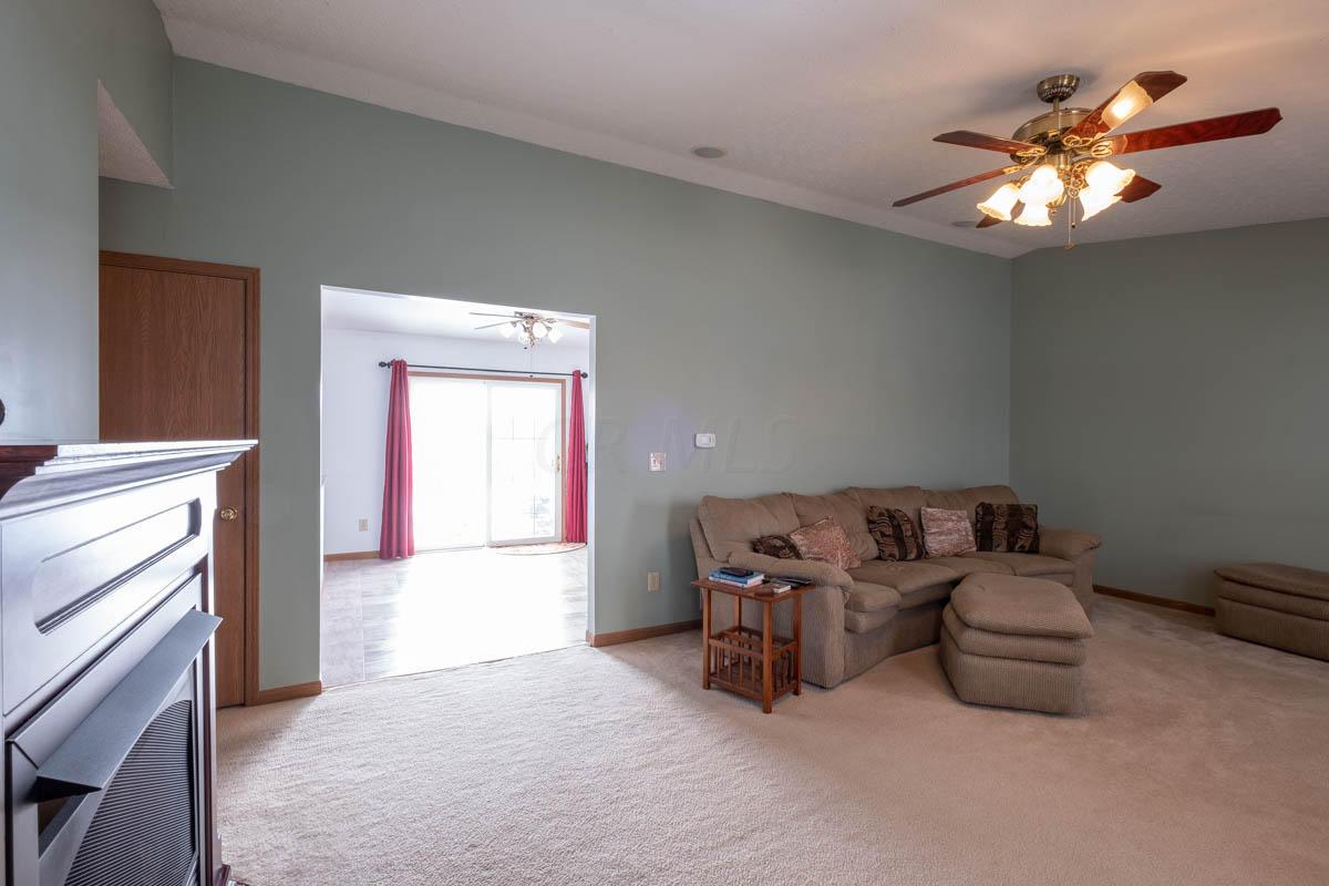 4075 Fosnaugh School Road Southwest Circleville, OH 43113 - Photo 10 of 28 Gallery Image 10