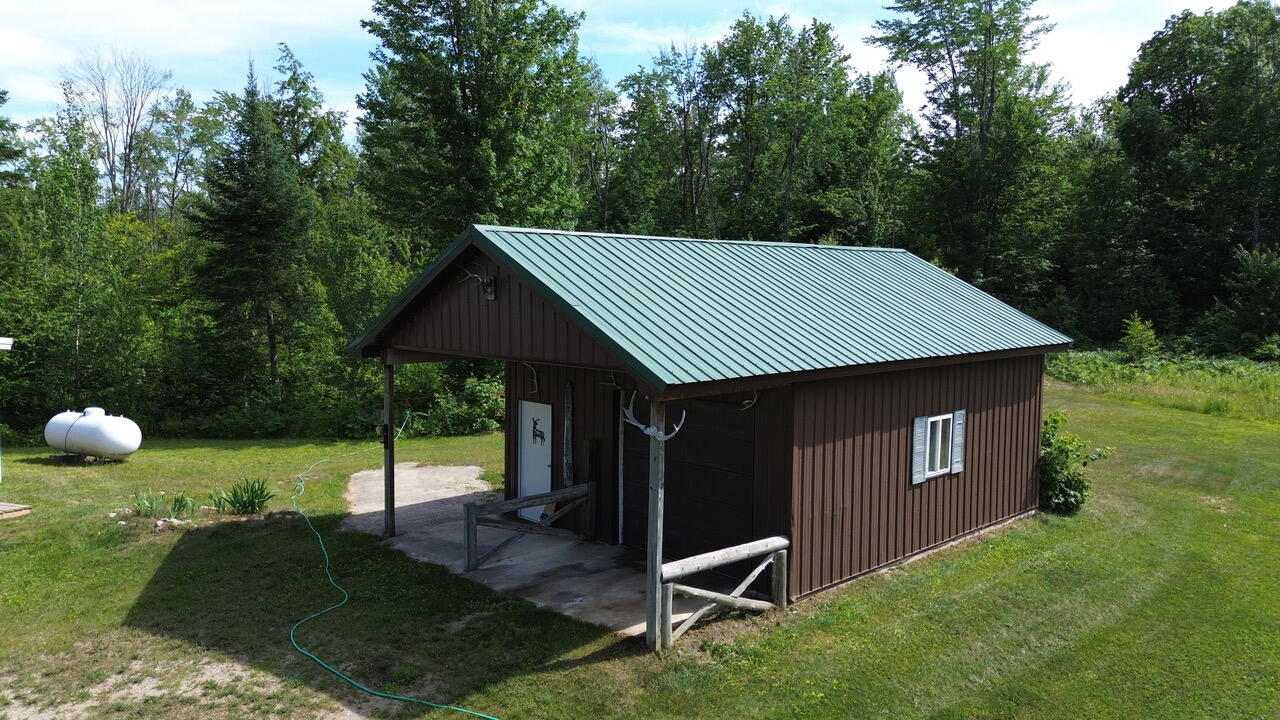 17549 Milnichol Road Thompsonville, MI 49683 - Photo 31 of 36 DJI_0100