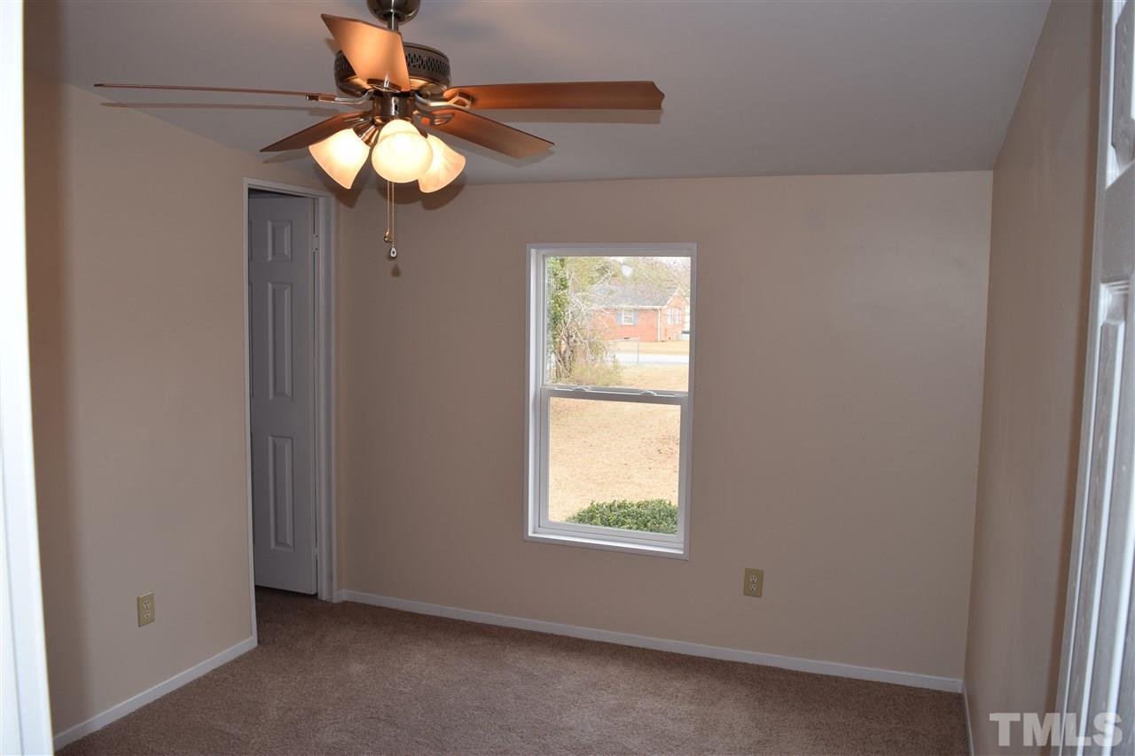 12626 Raleigh Road Benson, NC 27504 - Photo 8 of 19 Gallery Image 8