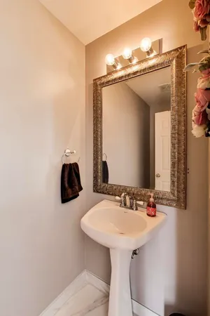 $2,500 | 590 Triumph Court, Round Lake, IL 60073