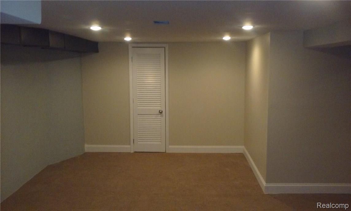 16773 Sunderland Road Detroit, MI 48219 - Photo 14 of 27 Finished 4.jpg