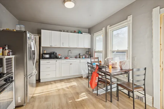 $275,000 | 110 North Clay Street, Green Bay, WI 54301