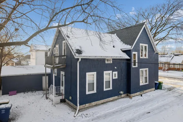 $275,000 | 110 North Clay Street, Green Bay, WI 54301