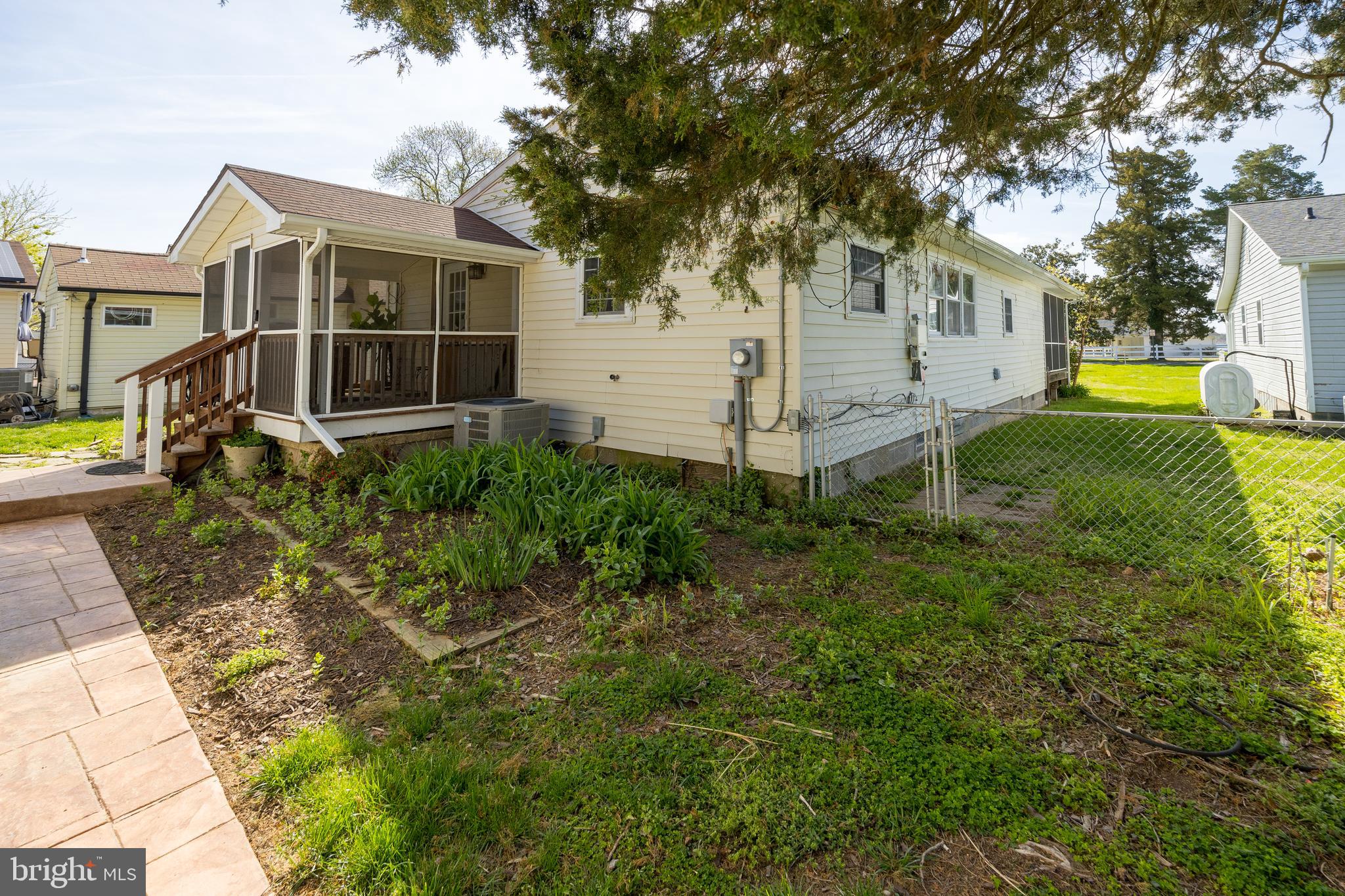 38338 Point Breeze Road Coltons Point, MD 20626 - Photo 10 of 54