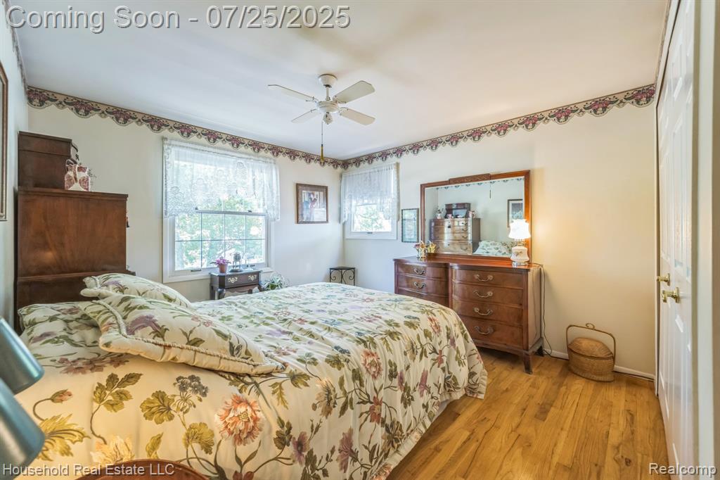 25819 Branchaster Road Farmington Hills, MI 48336 - Photo 31 of 38 Gallery Image 31