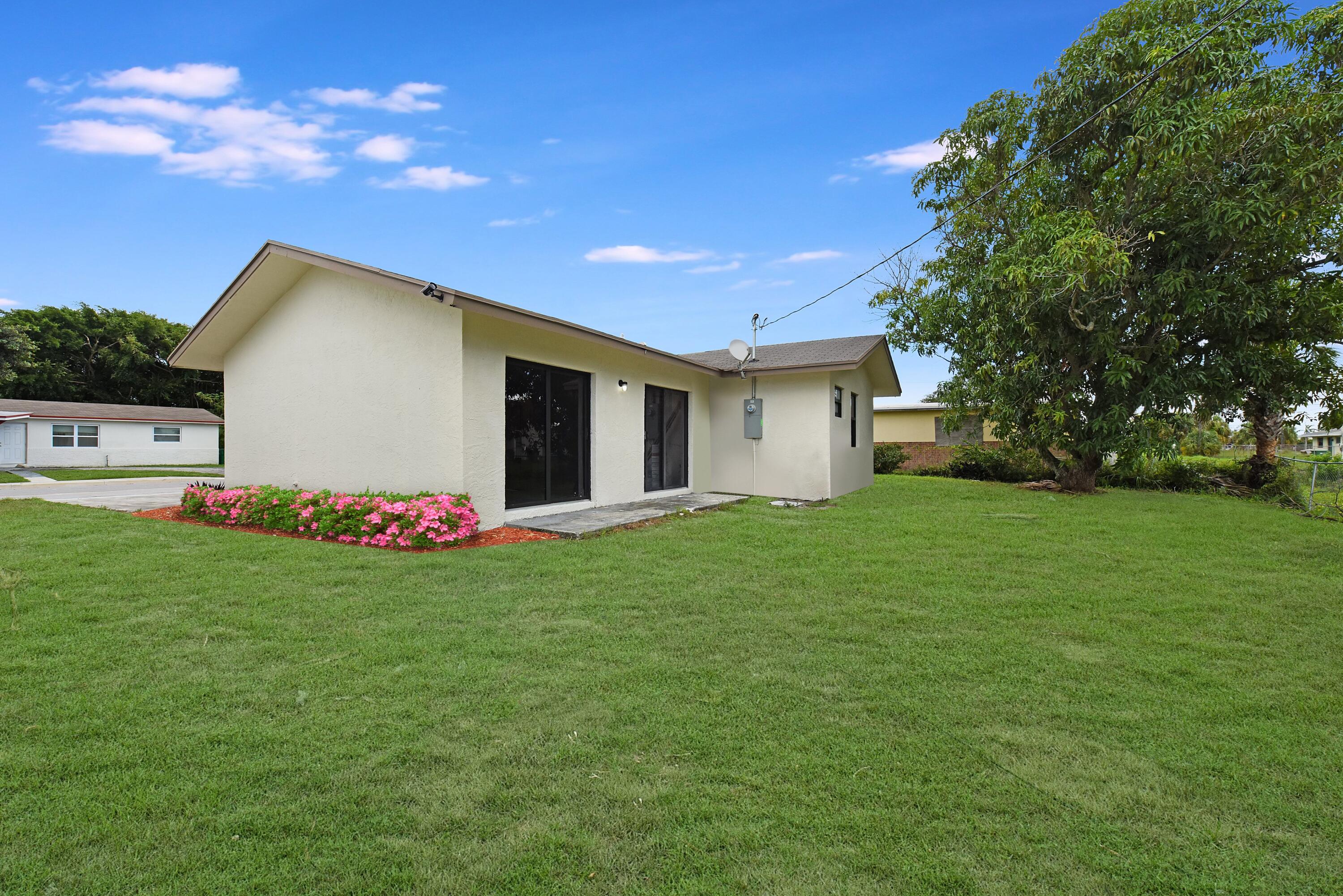 1109 West 23rd Street Riviera Beach, FL 33404 - Photo 15 of 15 Rear