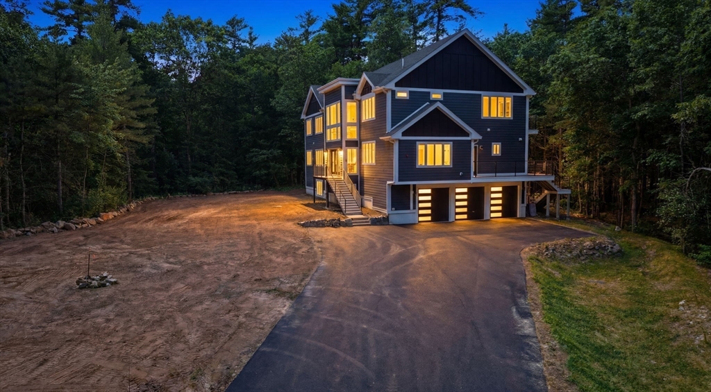 8 Mill Road Rowley, MA 01969 - Photo 3 of 42