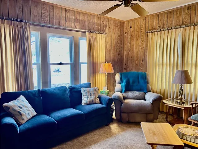 $92,500 | 2726 Stevens Avenue, Parsons, KS 67357