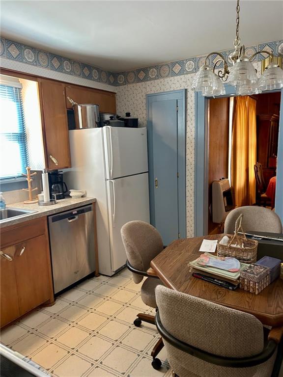 2726 Stevens Avenue Parsons, KS 67357 - Photo 9 of 29