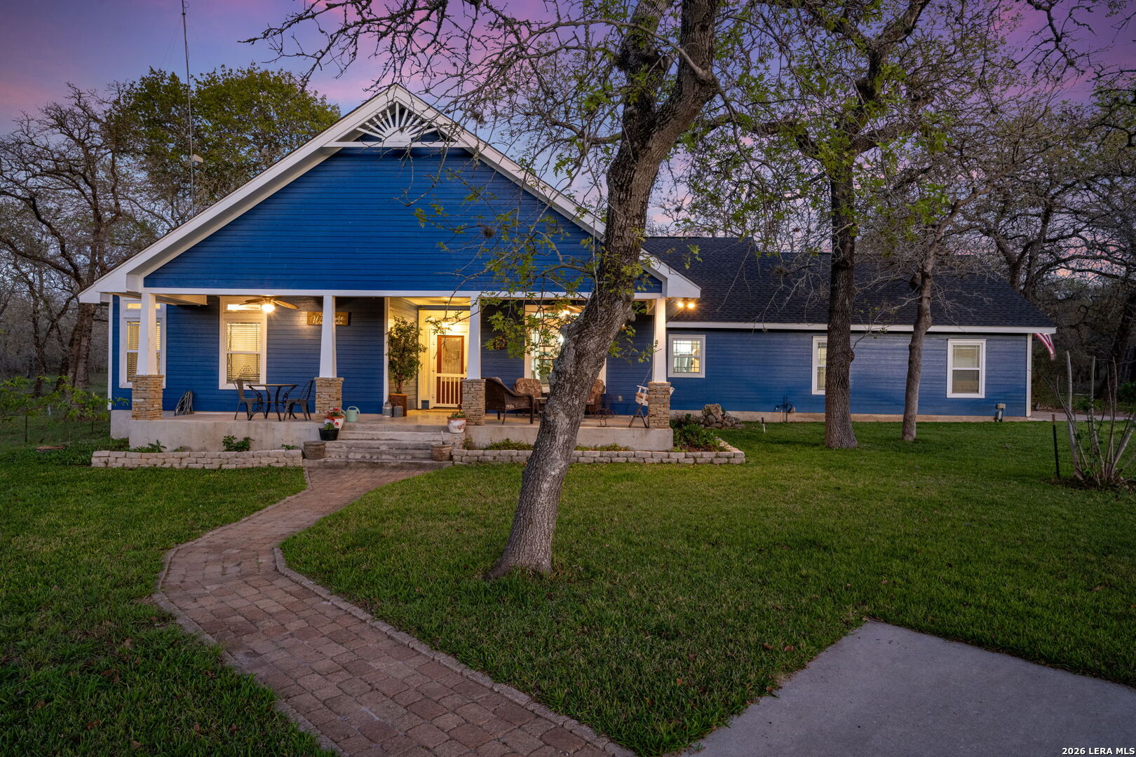54 Post Oak Road La Vernia, TX 78121 - Photo 2 of 42