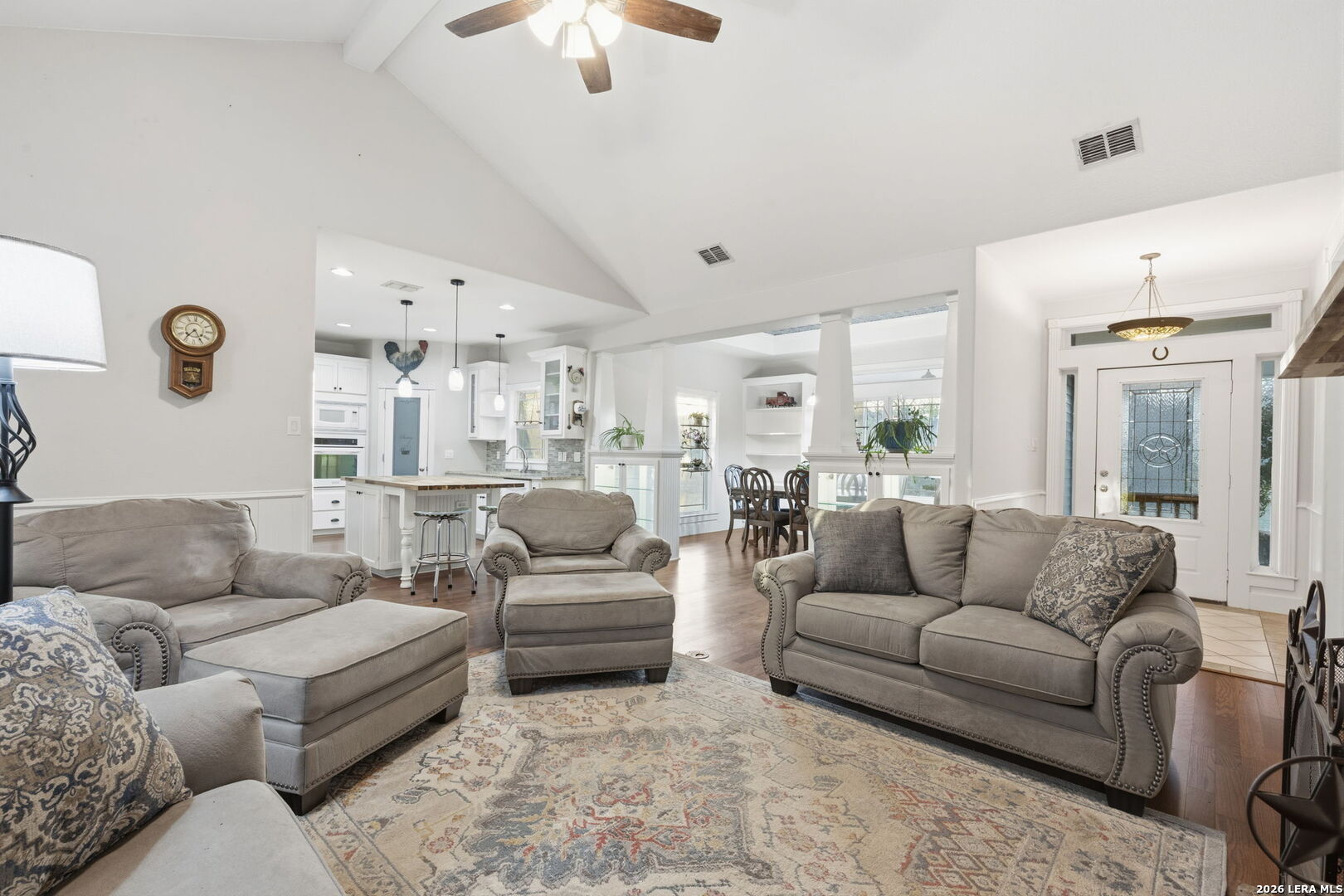 54 Post Oak Road La Vernia, TX 78121 - Photo 10 of 42