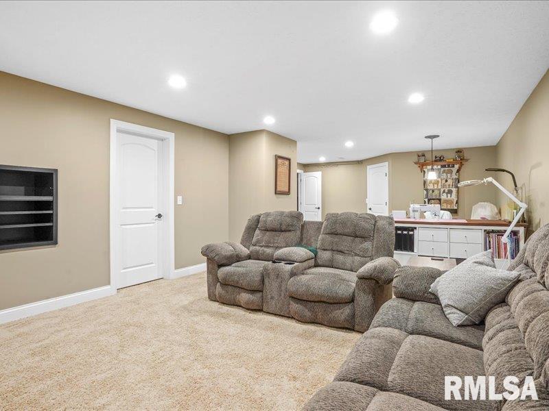 7301 Preston Drive Springfield, IL 62711 - Photo 30 of 35