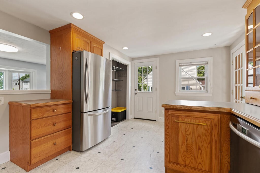 8 Pumping Station Road Peabody, MA 01960 - Photo 13 of 35 Gallery Image 13