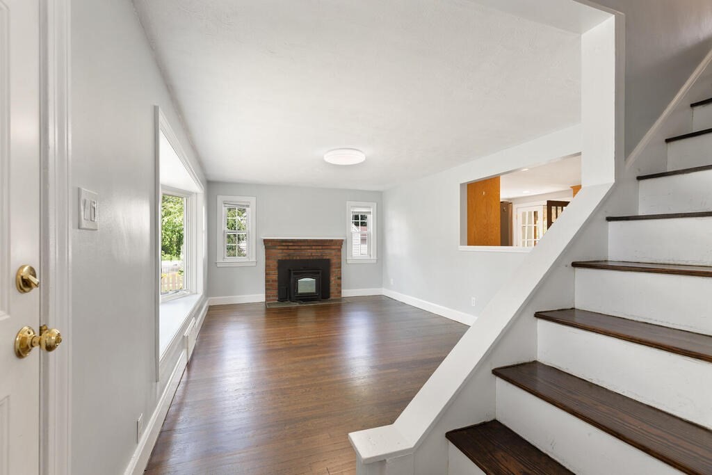 8 Pumping Station Road Peabody, MA 01960 - Photo 5 of 35 Gallery Image 5