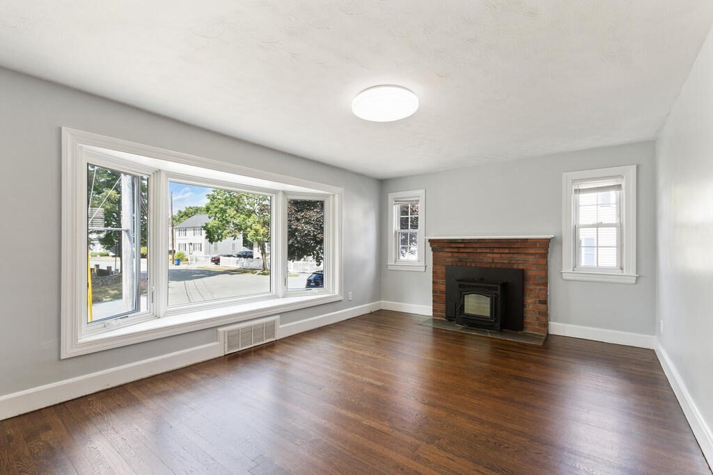 8 Pumping Station Road Peabody, MA 01960 - Photo 6 of 35 Gallery Image 6